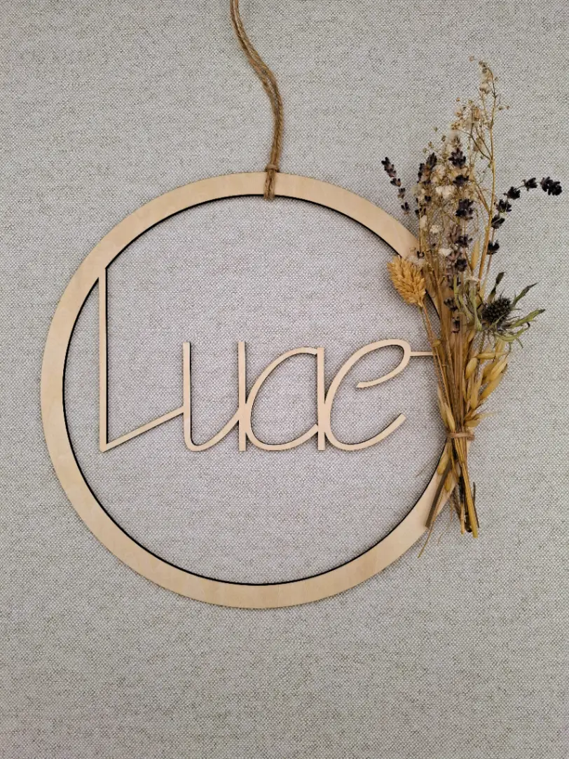 Wooden name circle 1